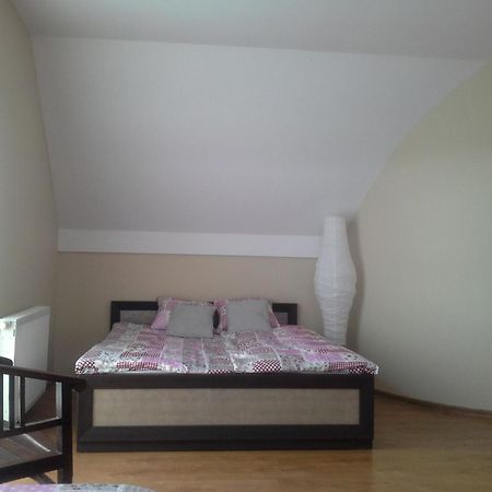 Villa Dom Przy Kociej Gorze Krzczen Exterior foto